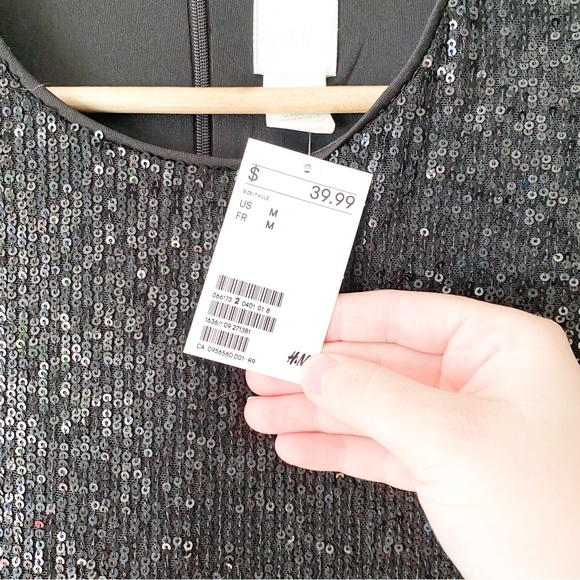 H&M, black sequin straight-cut t-shirt dress sz medium (NWT) - Picture 10 of 12